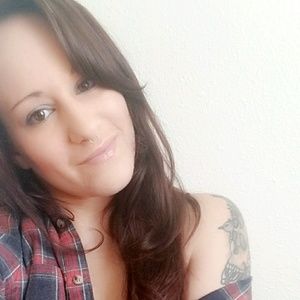 Meet your Posher, Hayley